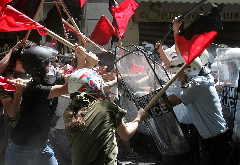 8606_greece_anarchists_students__002_