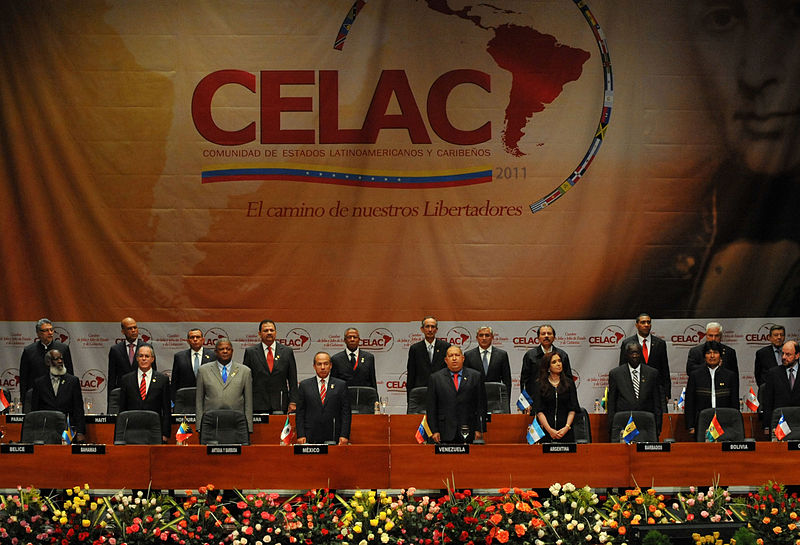 800px-Presidentes_en_el_CELAC_de_Caracas_de_2011